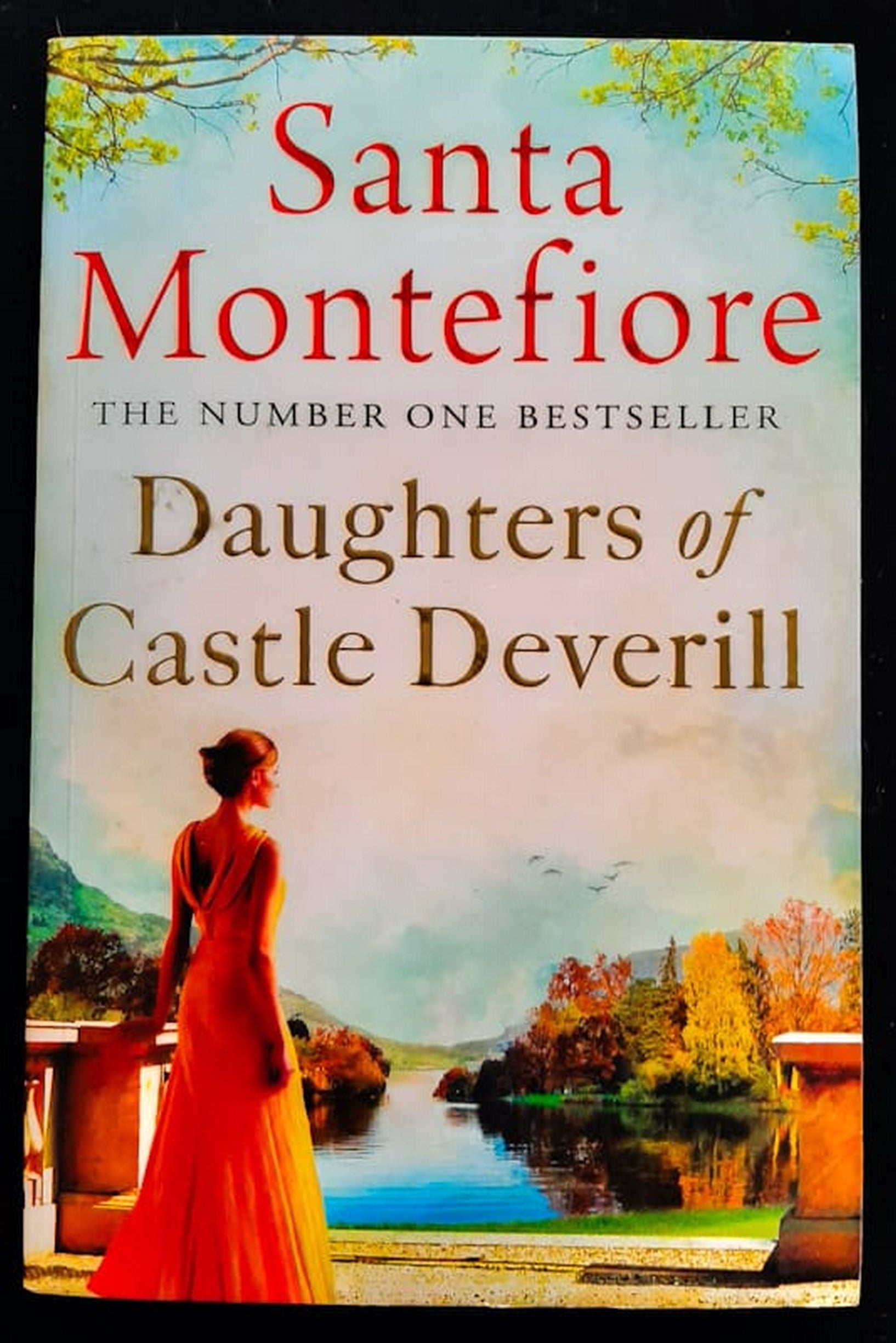 Front Cover Of Bestselling Book Daughters Of Castle Deverill (Deverill Chronicles #2) (Santa Montefiore
)