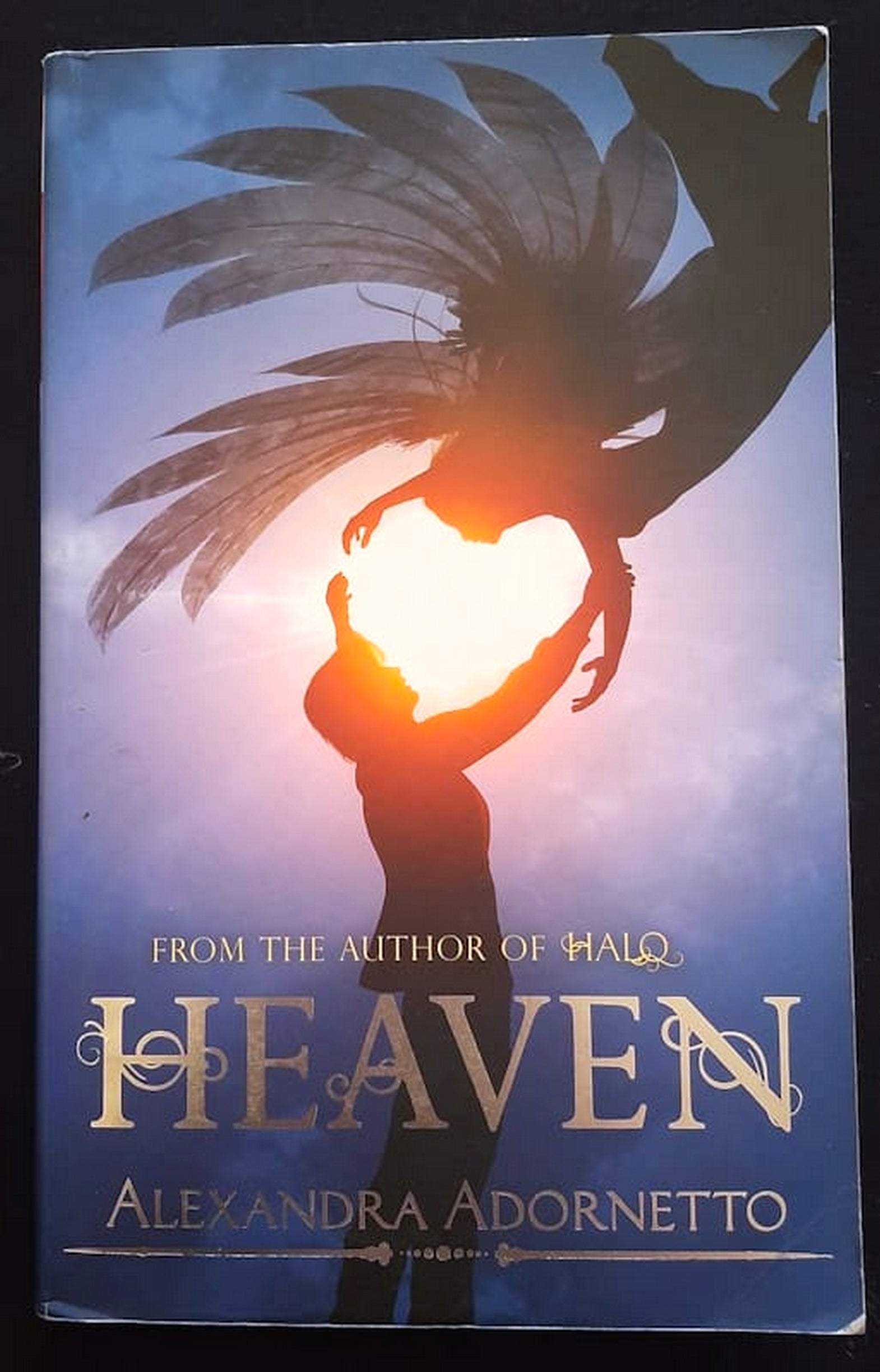 Front Cover Of Bestselling Book Heaven (Halo #3) (Alexandra Adornetto
)