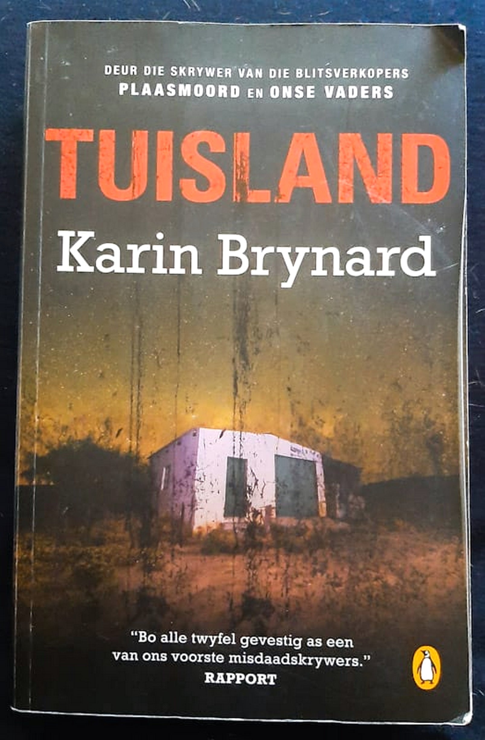 Front Cover Of Bestselling Book Tuisland (Albertus Beeslaar #3) (Karin Brynard
)
