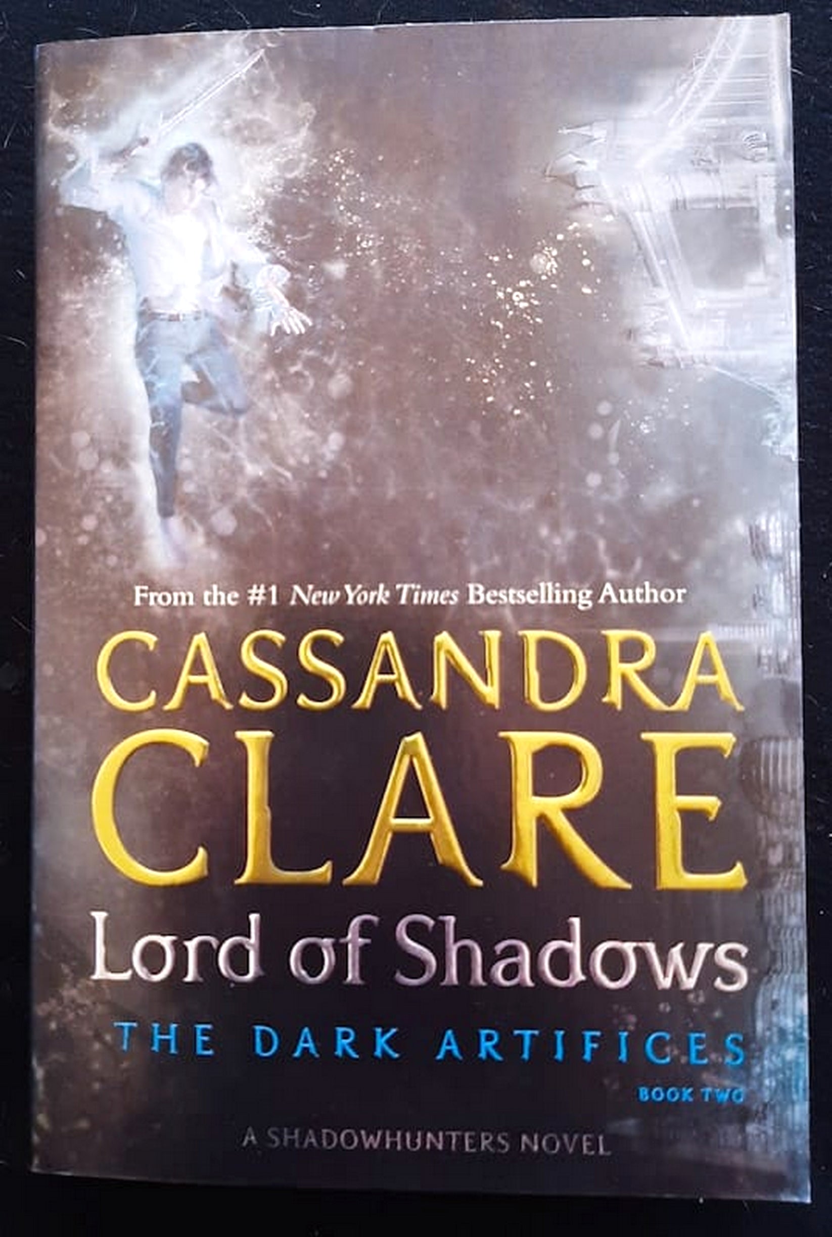 Front Cover Of Bestselling Book Lord Of Shadows (The Dark Artifices #2) (Cassandra Clare
)