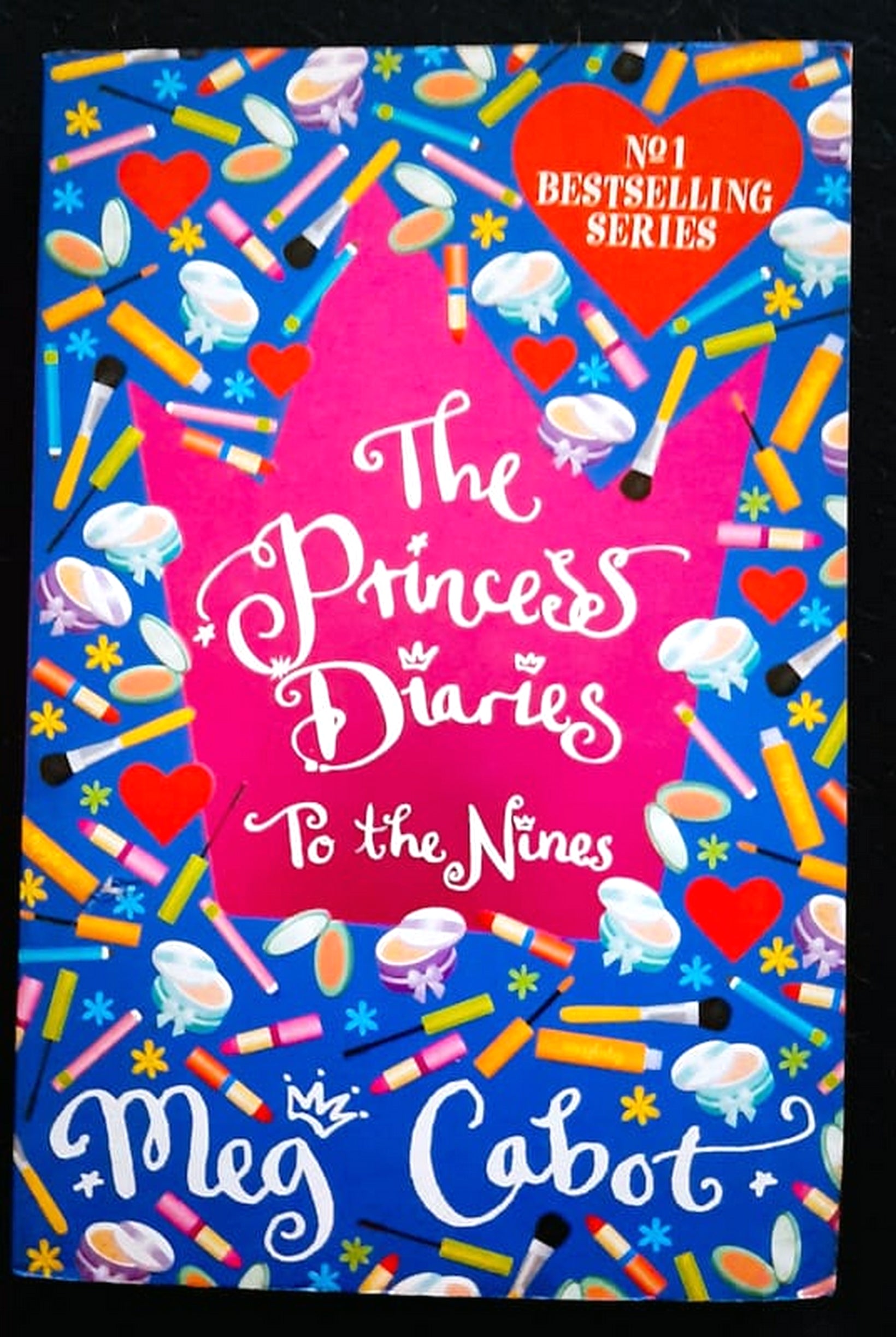 Front Cover Of Bestselling Book To The Nines (The Princess Diaries #9) (Meg Cabot
)