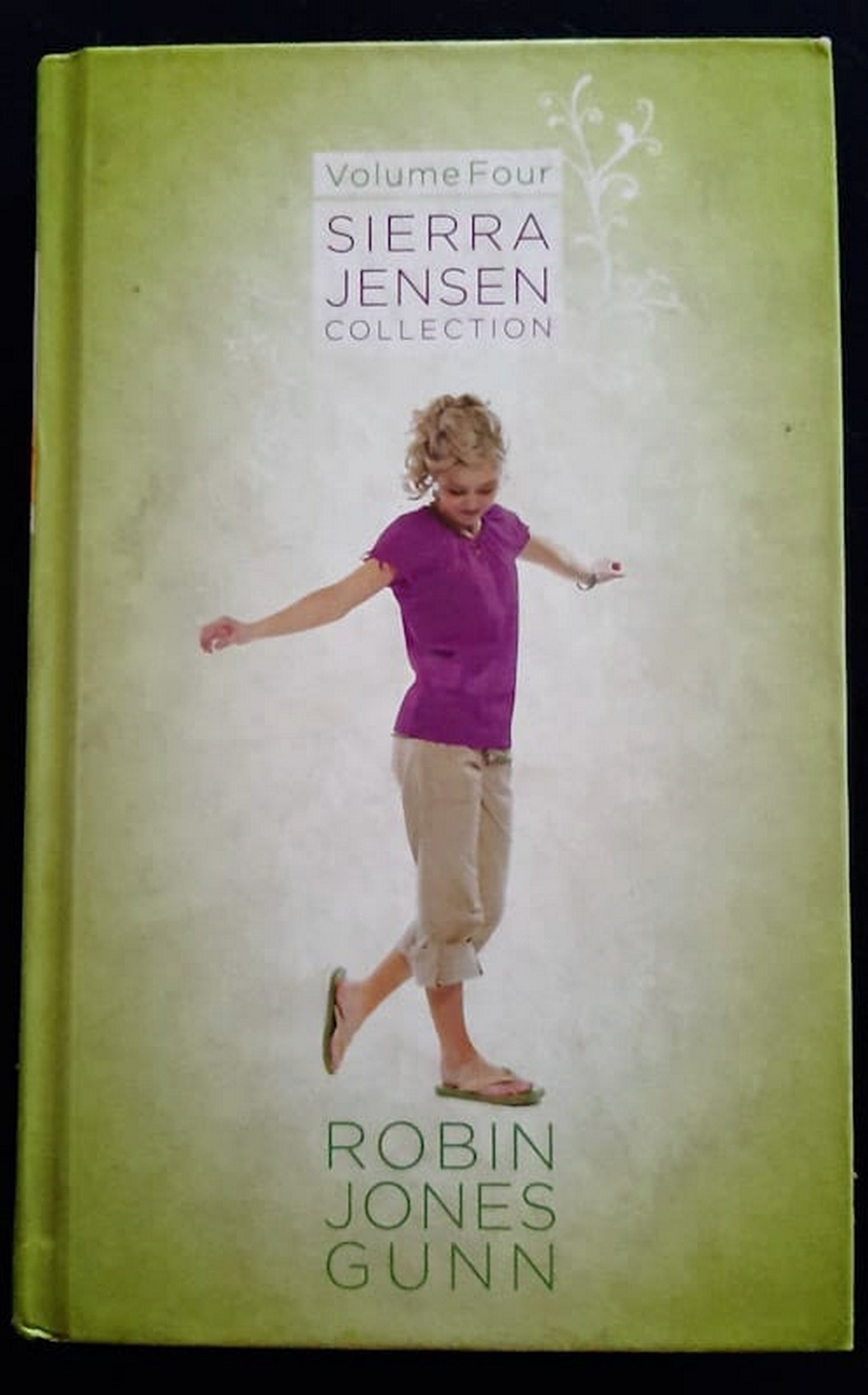 Front Cover Of Bestselling Book Sierra Jensen Collection, Vol. 4 (Sierra Jensen #10-12) (Robin Jones Gunn
)