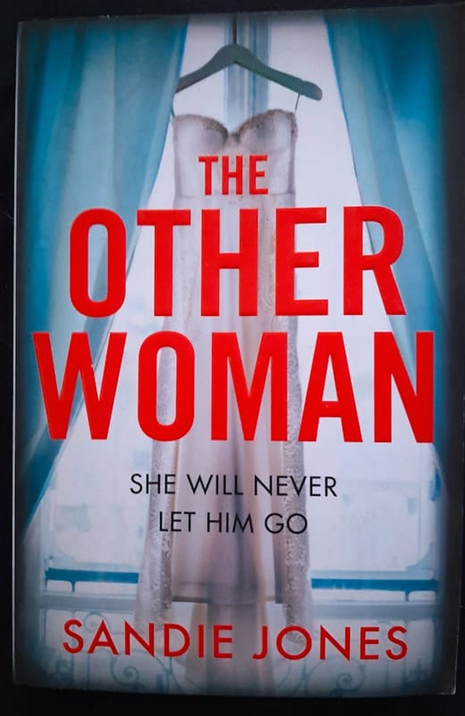 Front Cover Of Bestselling Book The Other Woman (Sandie Jones
)