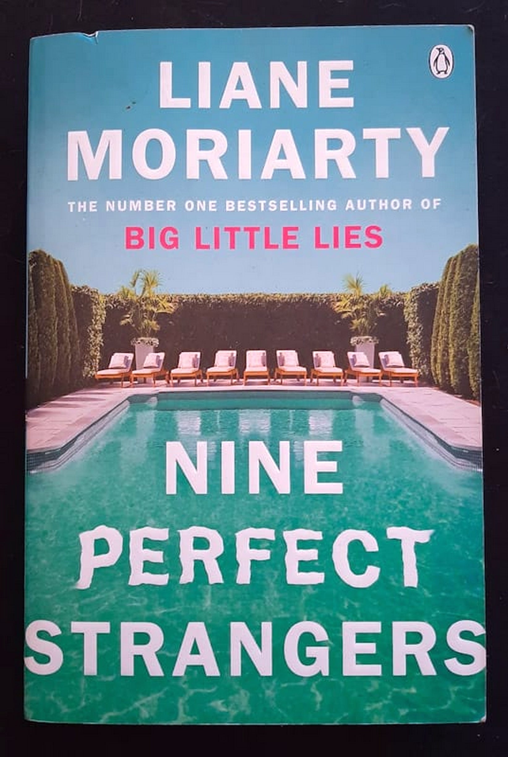 Front Cover Of Bestselling Book Nine Perfect Strangers (Liane Moriarty
)