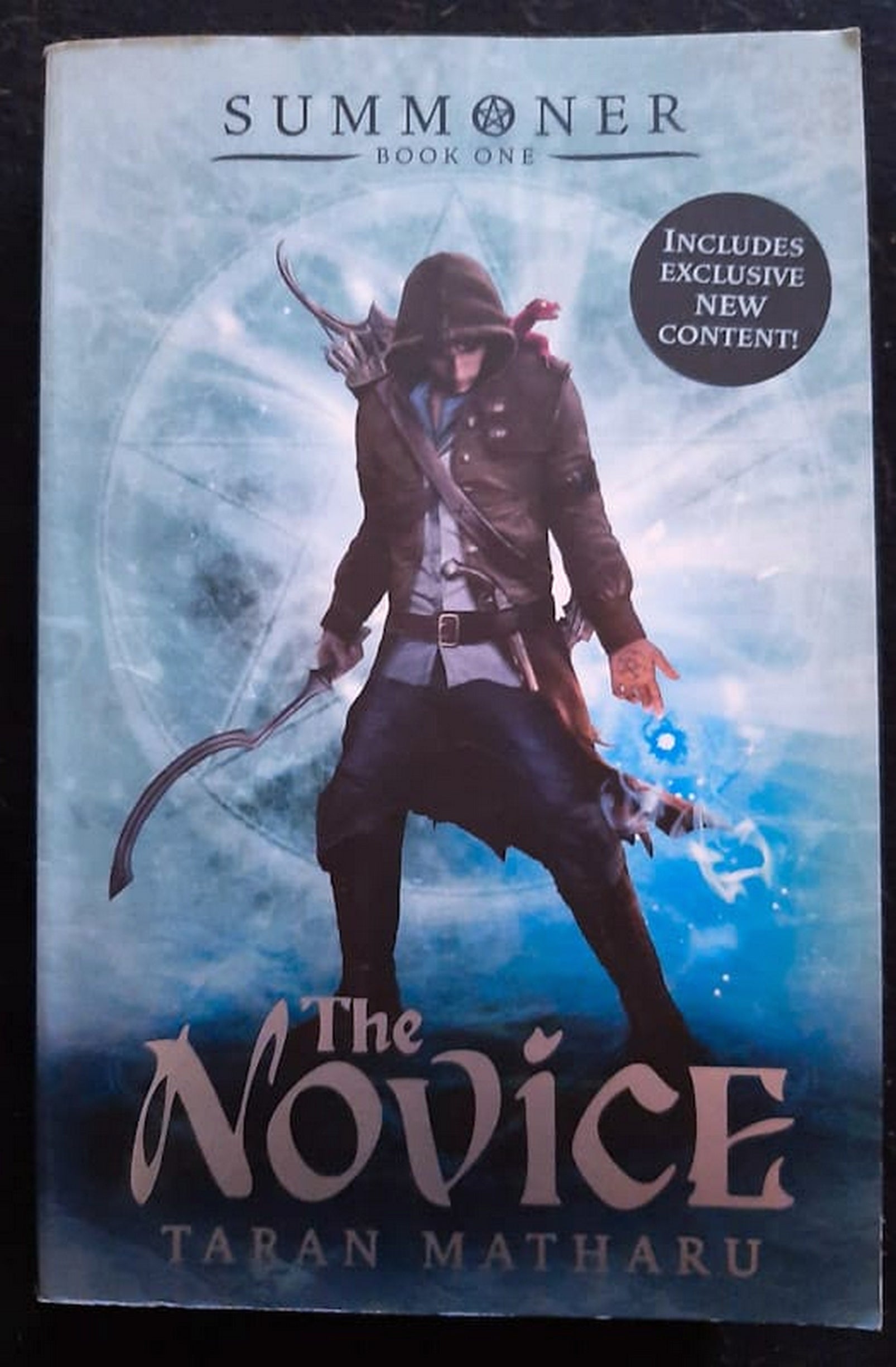 Front Cover Of Bestselling Book The Novice (Summoner #1) (Taran Matharu
)
