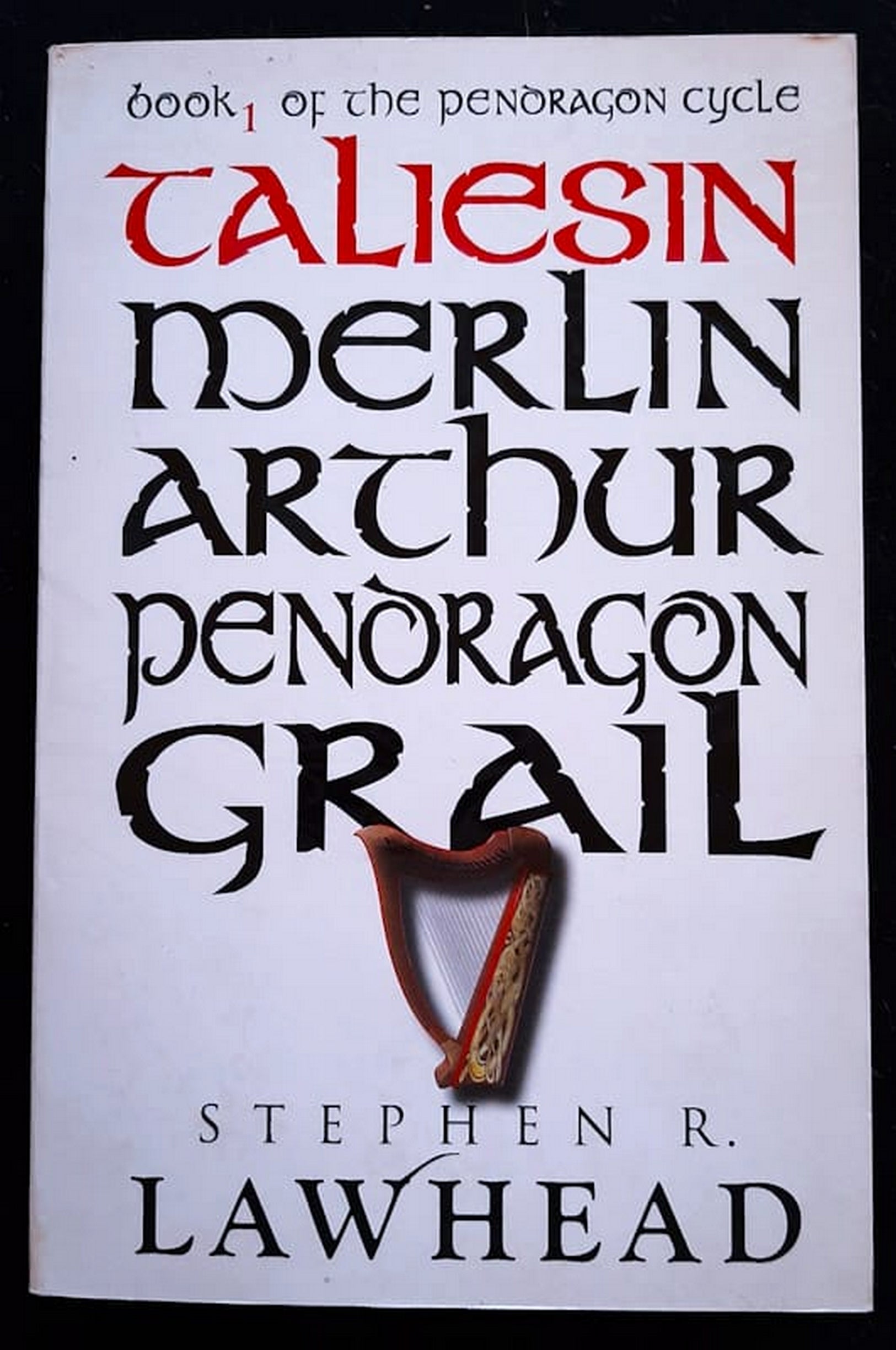 Front Cover Of Bestselling Book Taliesin (The Pendragon Cycle #1) (Stephen R. Lawhead
)