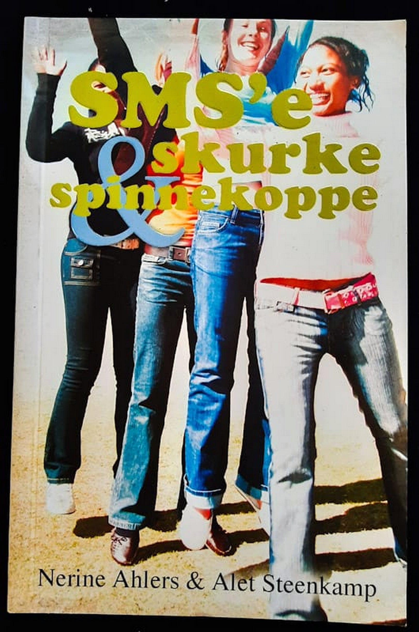 Front Cover Of Bestselling Book Sms'E, Skurke En Spinnekoppe (Nerine Ahlers
)