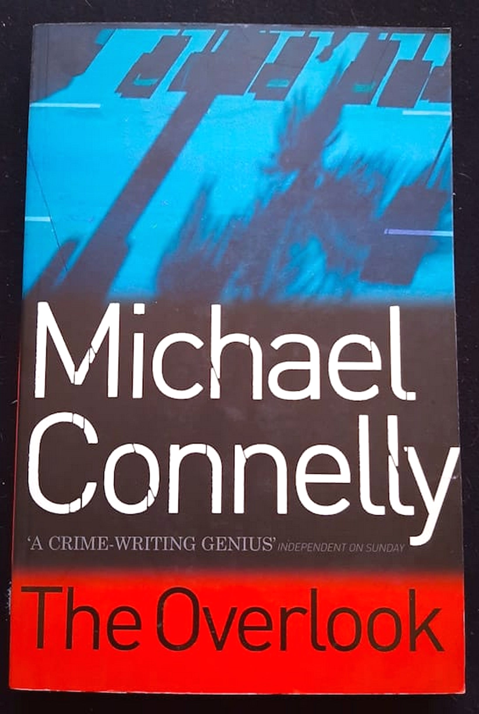 Front Cover Of Bestselling Book The Overlook (Harry Bosch #13) (Michael Connelly
)
