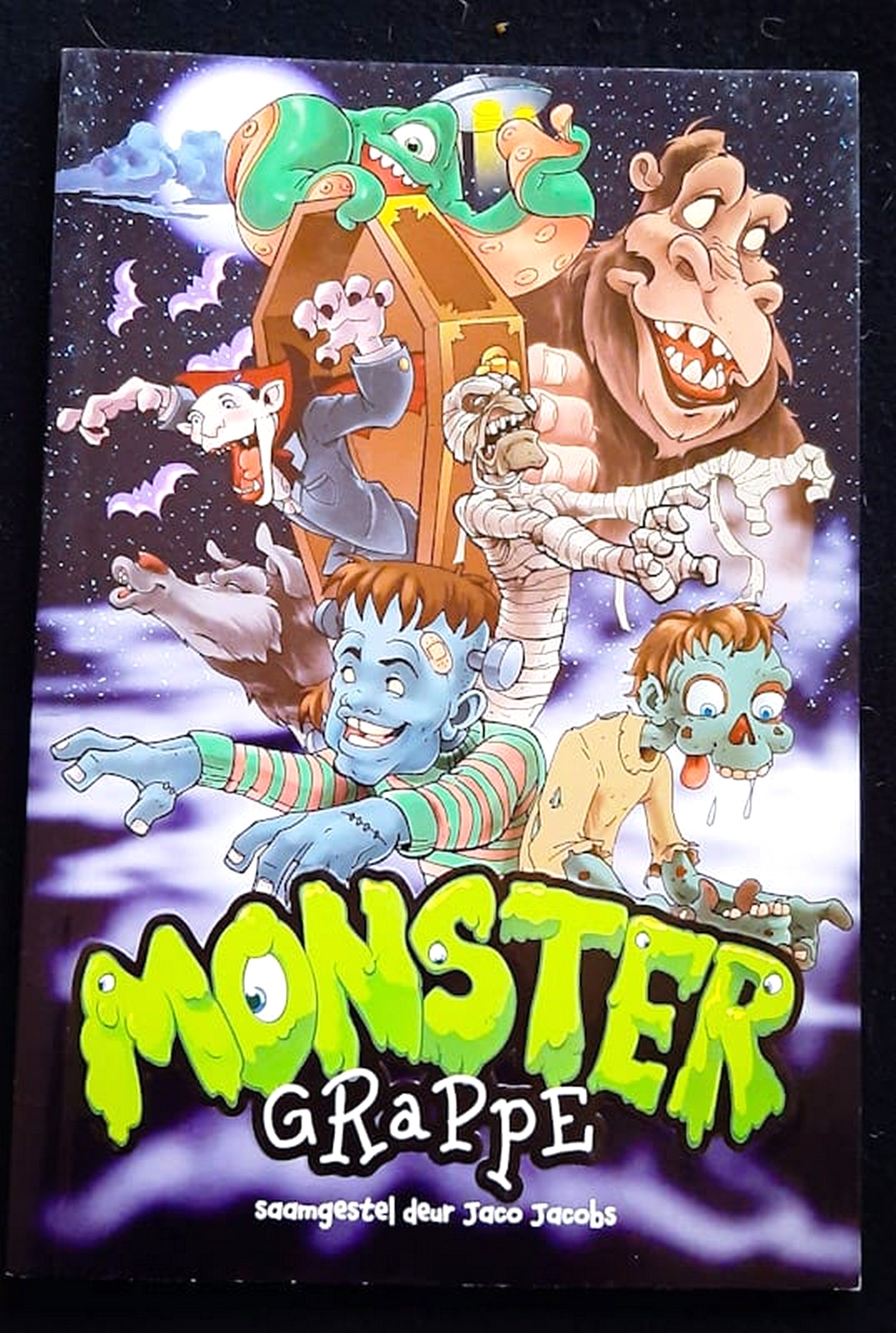 Front Cover Of Bestselling Book Monstergrappe (Jaco Jacobs
)