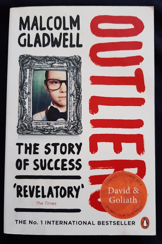 Front of cover of Outliers: The Story Of Success (Malcolm Gladwell)