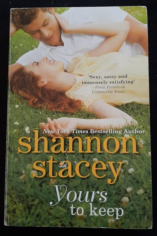 Yours To Keep (Kowalski Family #3) (Shannon Stacey)