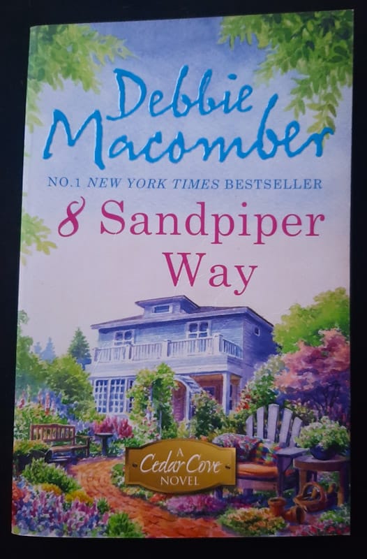 8 Sandpiper Way (Cedar Cove #8) (Debbie Macomber)