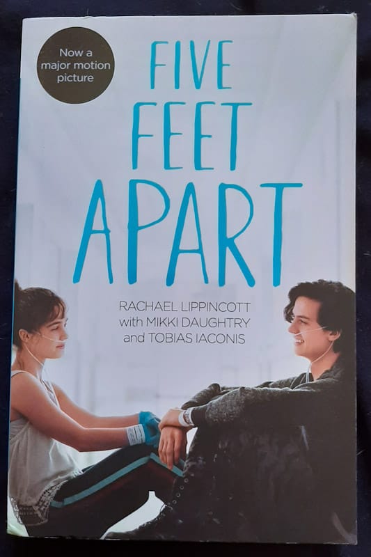 Five Feet Apart (Rachael Lippincott)