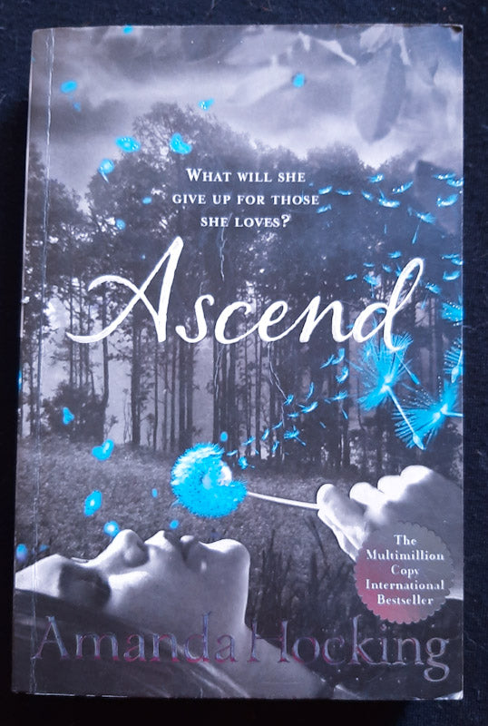 Front Cover Of Ascend (Trylle #3) (Amanda Hocking)