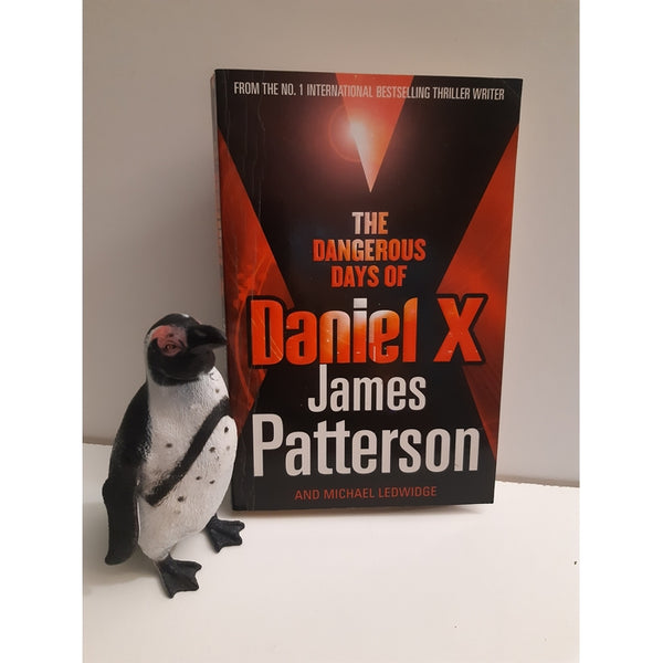  Front Cover Of The Dangerous Days Of Daniel X: (Daniel X 1) (James Patterson)