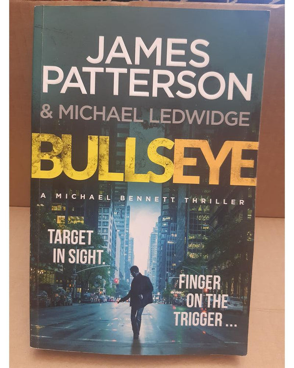  Front Cover Of Bullseye (James Patterson)