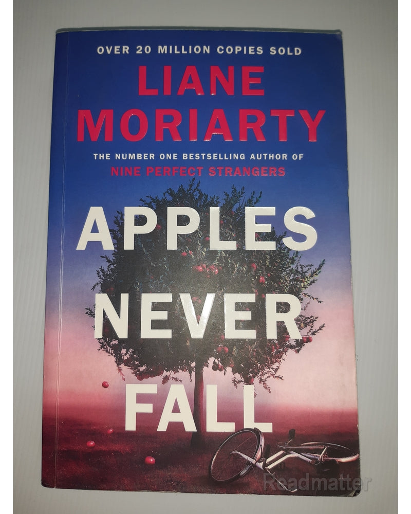 Front Cover Of Apples Never Fall (Liane Moriarty))
