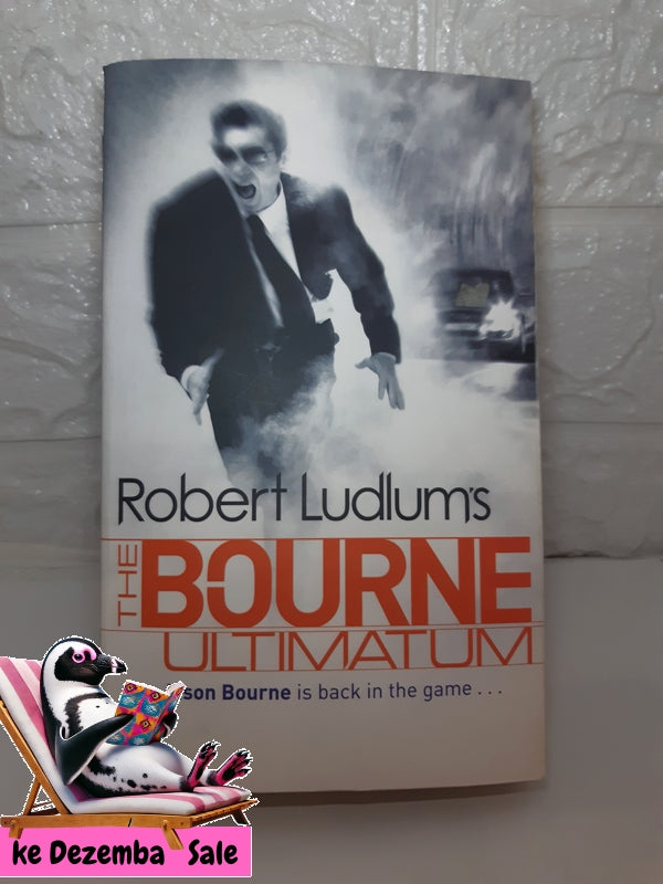 Front Cover Of The Best-Selling Book The Bourne Ultimatum (Robert Ludlum)