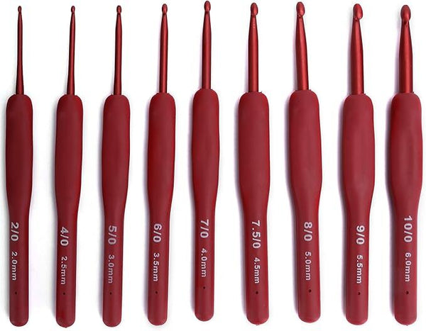 Ergonomic Aluminium 9 Piece Crochet Hook Set Red