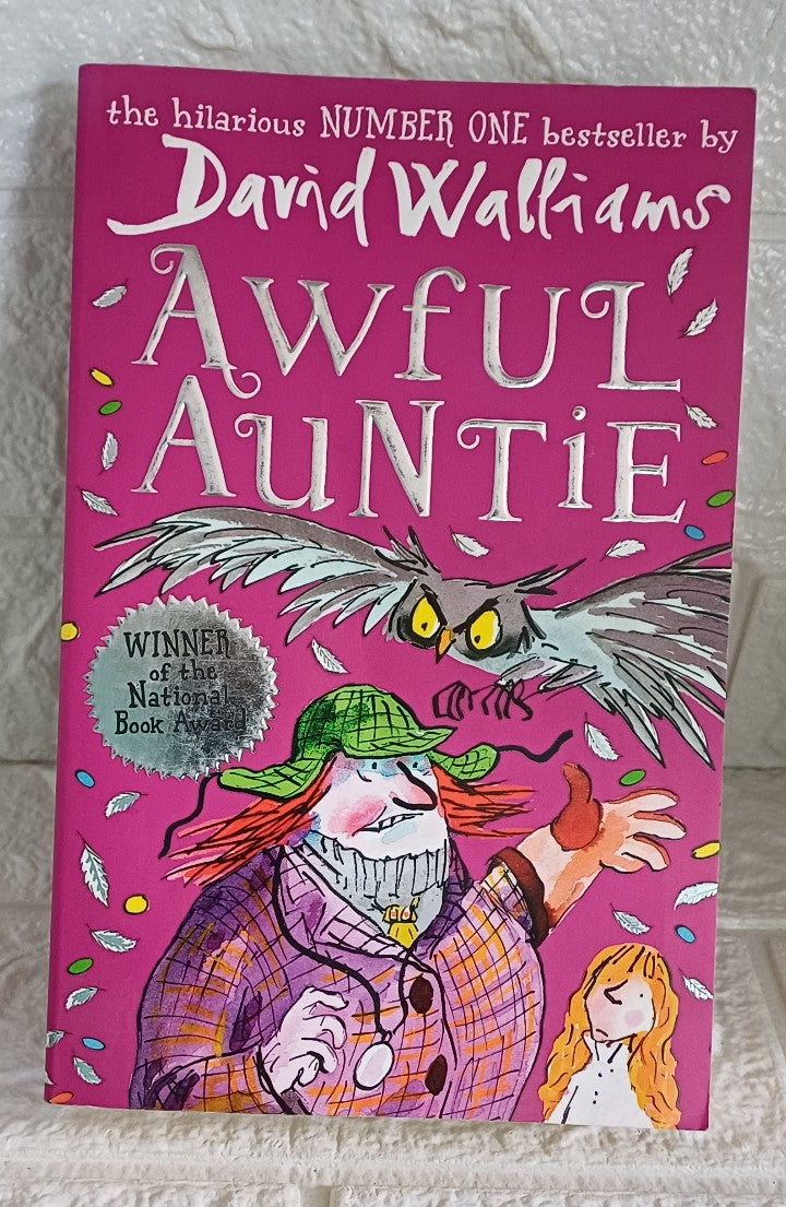 Front Cover Of Awful Auntie (David Walliams)