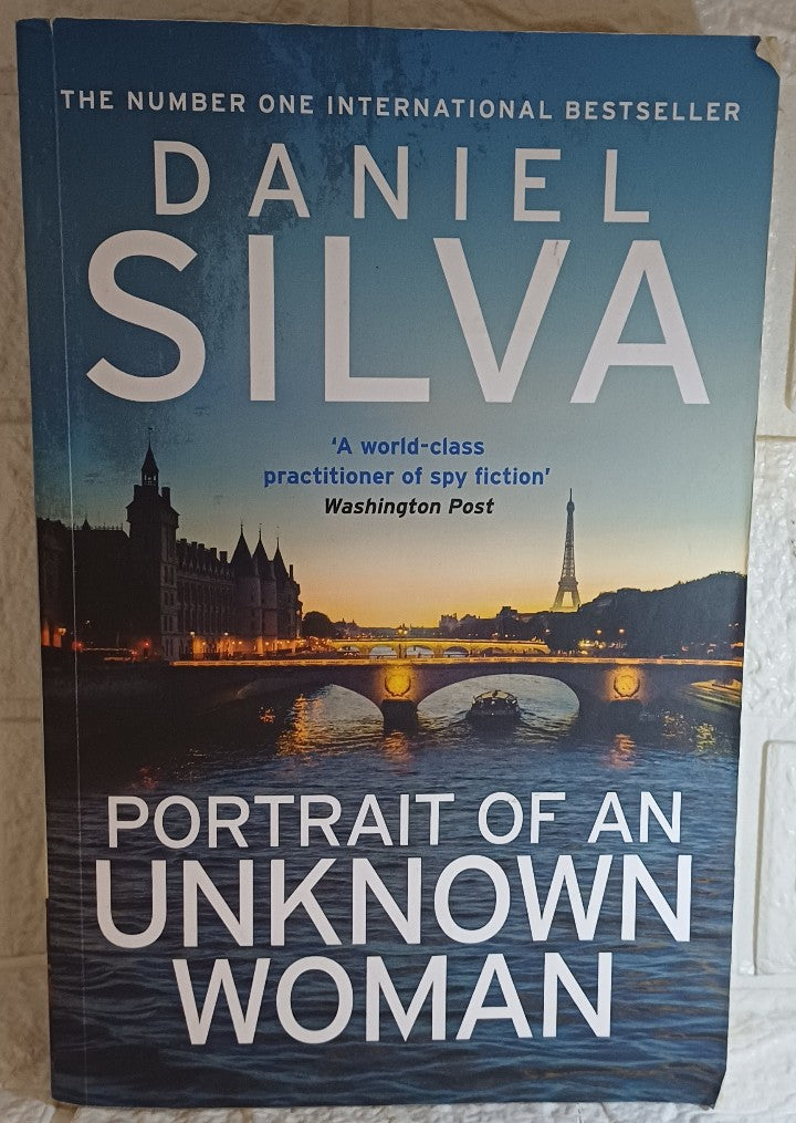 Front Cover Of Portrait of an unknown woman (Daniel Silver)