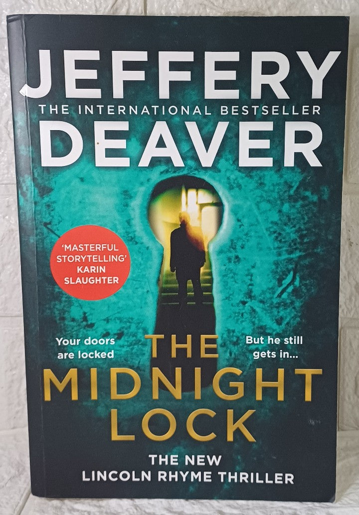 Front Cover Of The Midnight Lock (Jeffery Deaver)
