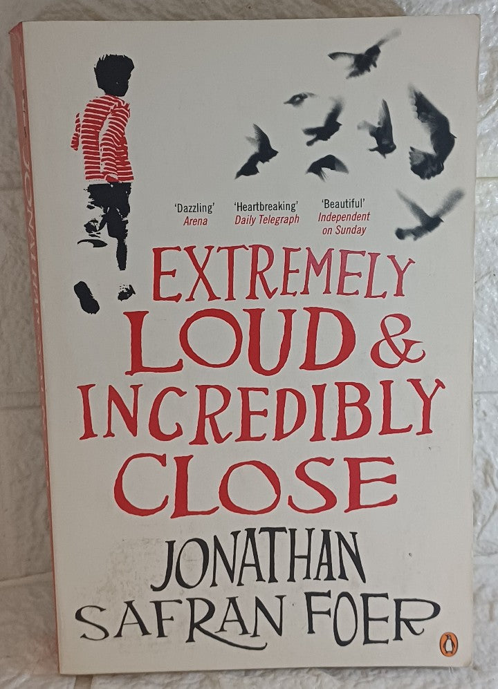 Front Cover Of Extremely Loud & Incredibly Close (Jonathan Safran Foer)