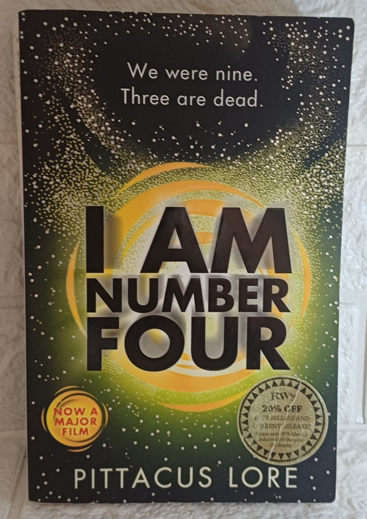 Front Cover Of I Am Number Four (Lorien Legacies, #1) (Pittacus Lore)