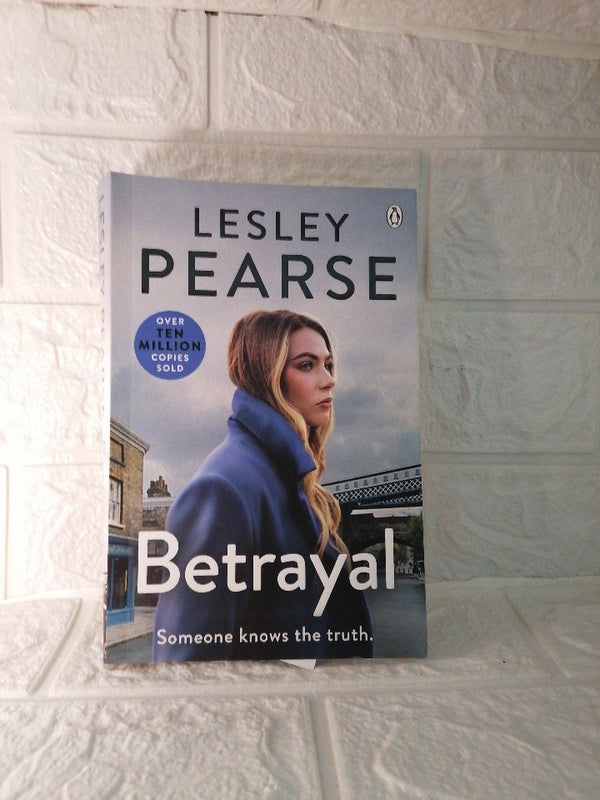 Front Cover Of Betrayal (Lesley Pearse )