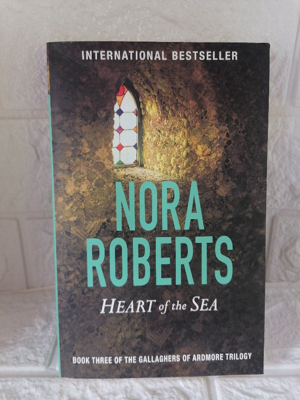 Front Cover Of Heart of the Sea (Gallaghers of Ardmore, #3) (Nora Roberts)