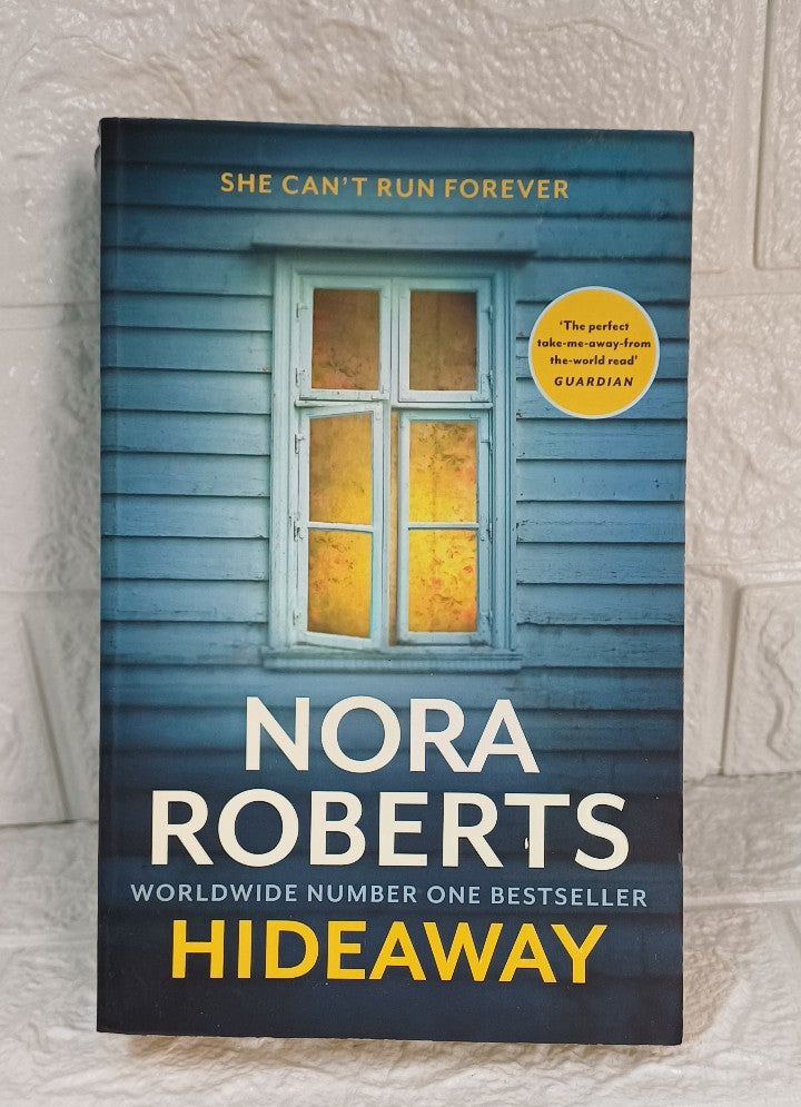 Front Cover Of Hideaway (Nora Roberts)