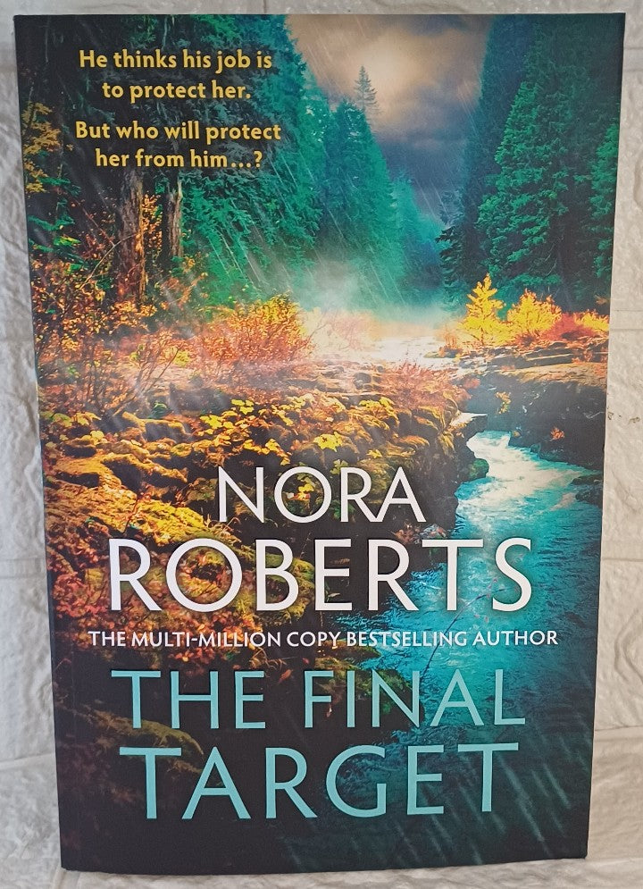 Front Cover Of The final target (Nora Roberts)