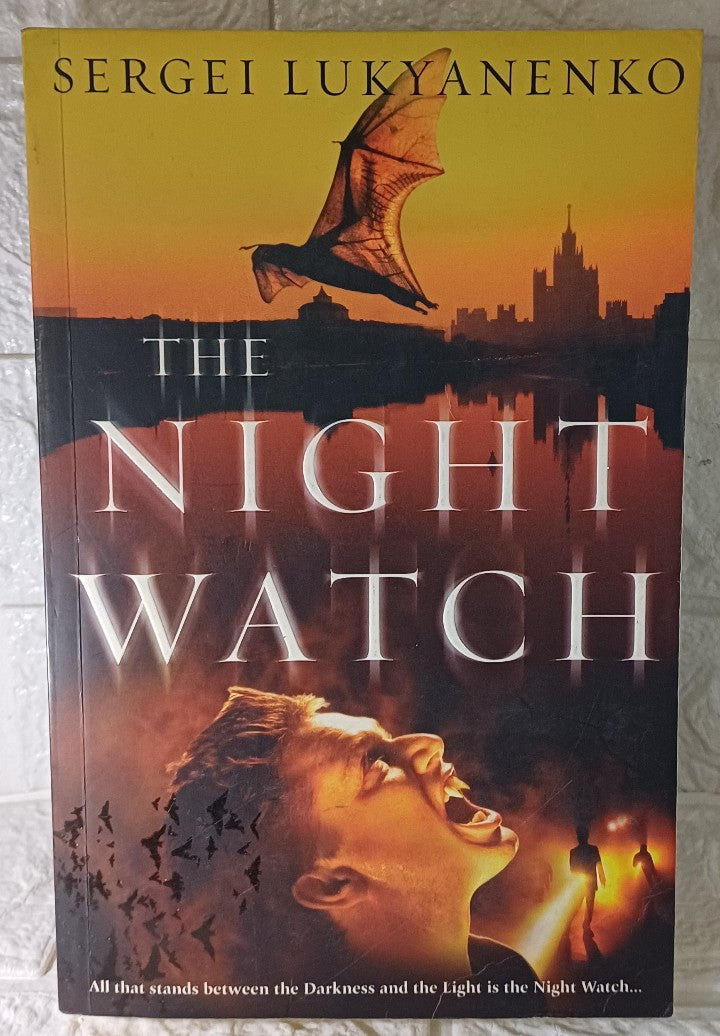 Front Cover Of The Night Watch (Watch, #1) (Sergei Lukyanenko, Andrew Bromfield)