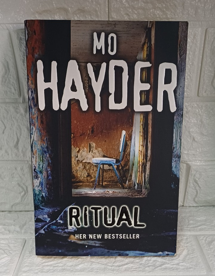 Front Cover Of Ritual (Jack Caffery, #3) (Mo Hayder)