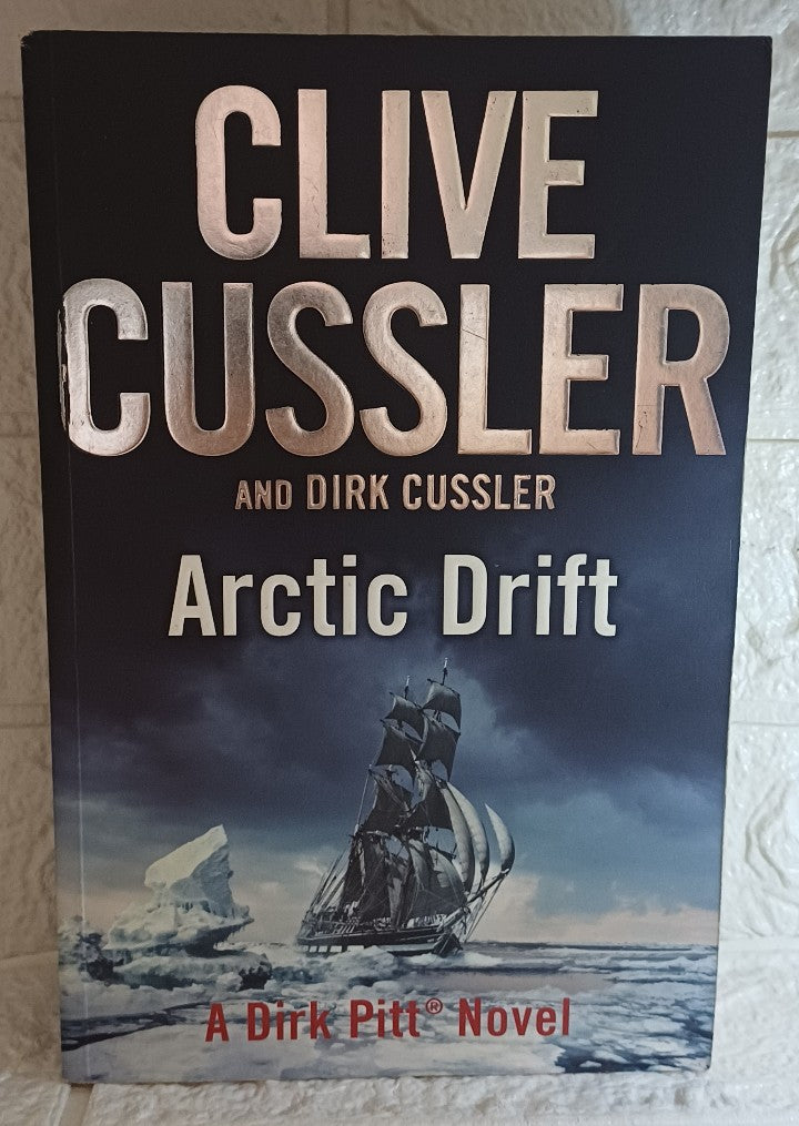 Front Cover Of Arctic Drift (Dirk Cussler)