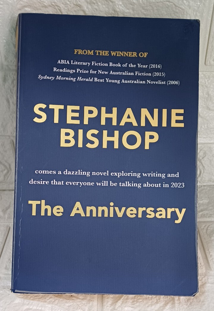 Front Cover Of The Anniversary (Stephanie Bishop)