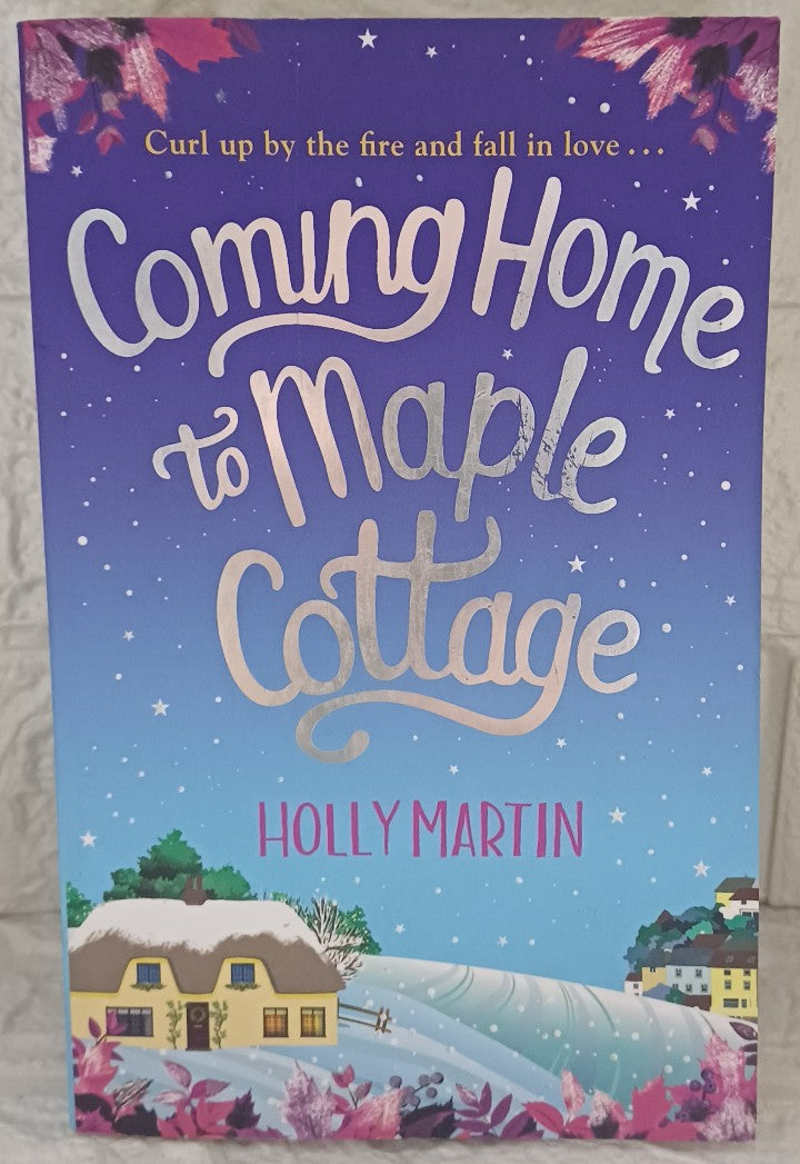 Front Cover Of Coming Home to Maple Cottage (Holly Martin)