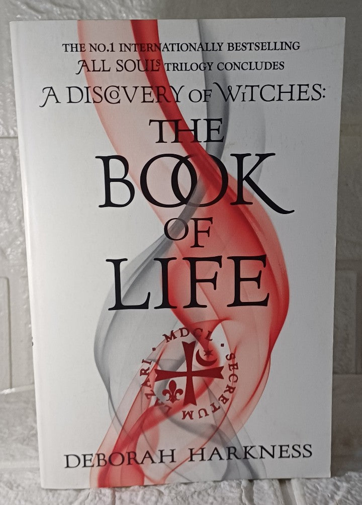 Front Cover Of The Book of Life (All Souls Trilogy, #3) (Deborah Harkness)