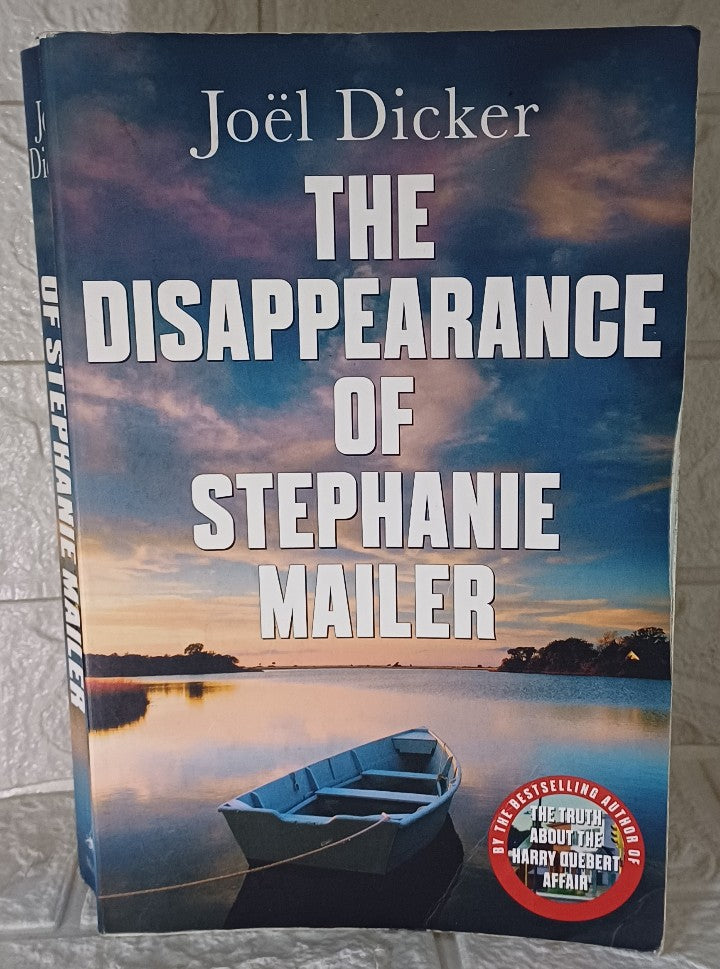Front Cover Of The Disappearance of Stephanie Mailer (Joël Dicker