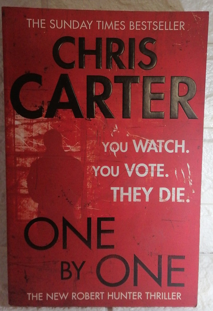 Front Cover Of One by One (Robert Hunter, #5) (Chris Carter)