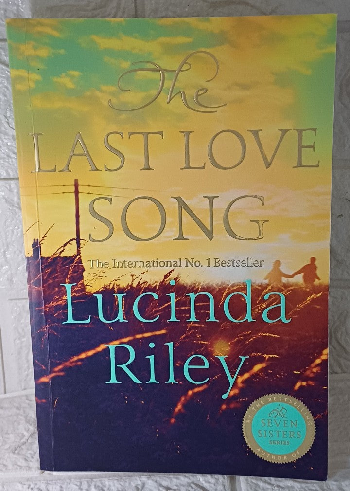 Front Cover Of The Last Love Song (Lucinda Riley; Harry Whittaker)