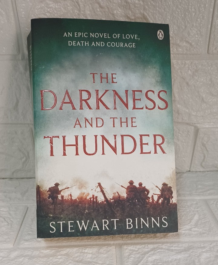 Front Cover Of The Darkness and the Thunder: 1915: The Great War Series (Stewart Binns)