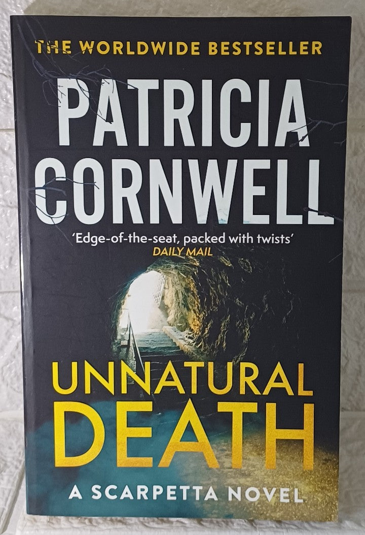 Front Cover Of Unnatural death (Patricia Cornwell)
