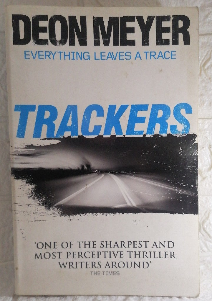 Front Cover Of Trackers (Deon Meyer)