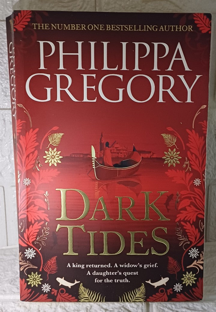 Front Cover Of Dark Tides (Philippa Gregory)