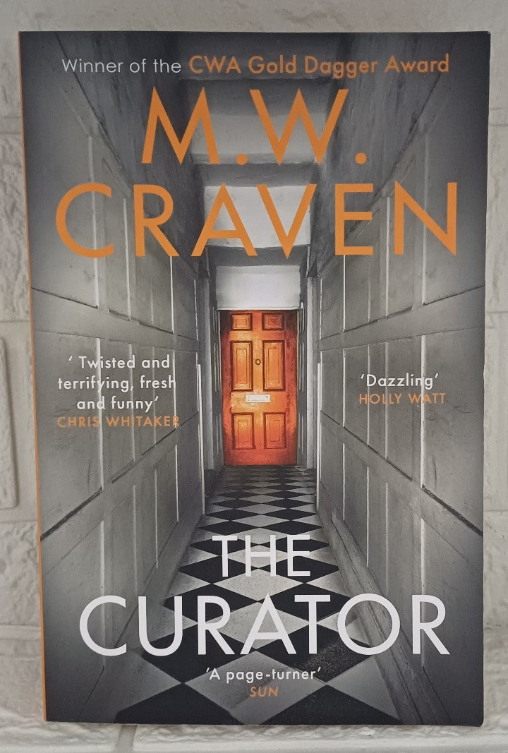 Front Cover Of The Curator (Washington Poe, #3) (M.W. Craven)