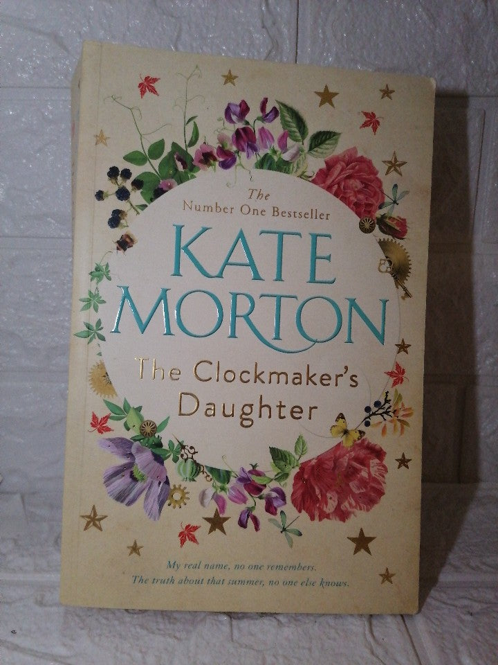 Front Cover Of The Clockmaker's Daughter (Kate Morton)