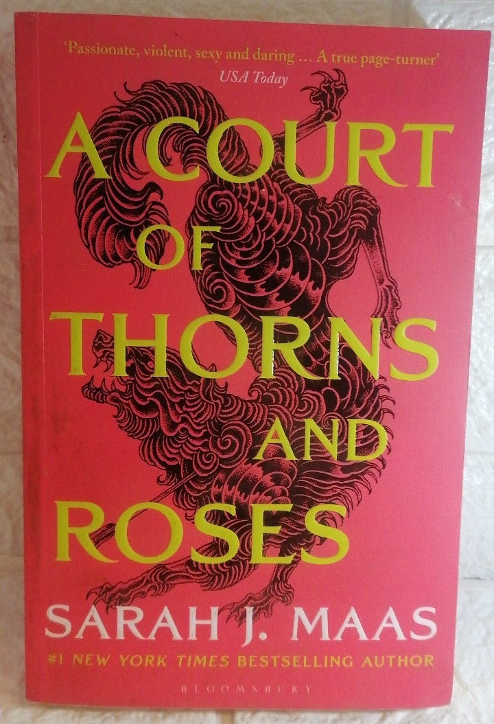 Front Cover Of A Court of Thorns and Roses (A Court of Thorns and Roses, #1) (Sarah J. Maas)
