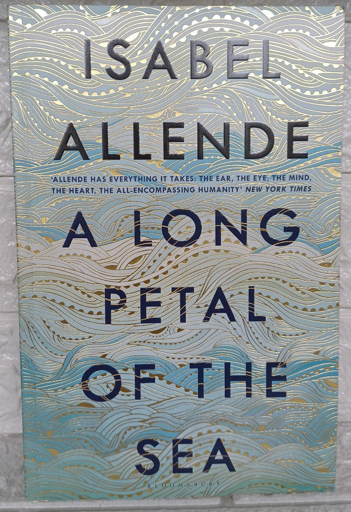 Front Cover Of A Long Petal of the Sea (Isabel Allende)