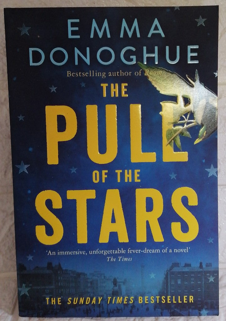 Front Cover Of The Pull of the Stars (Emma Donoghue)